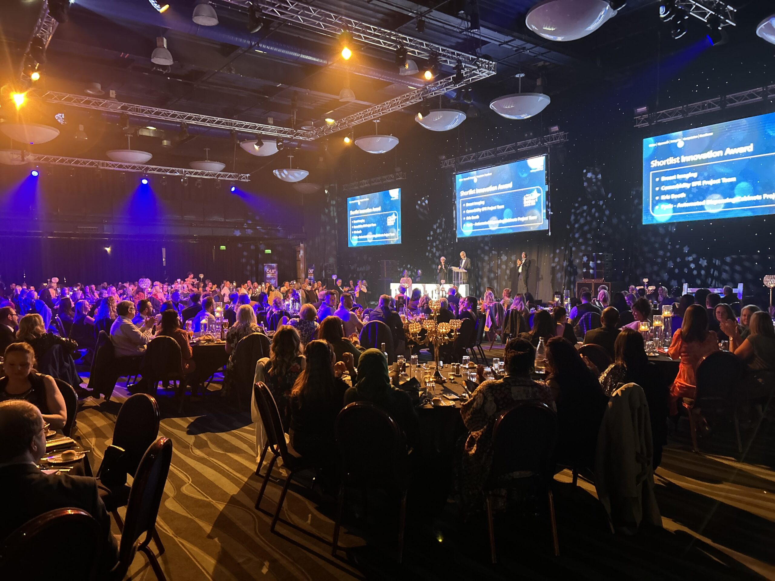 Hundreds of staff watching the FABB Awards 2024